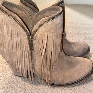Short cow girl fringe booties boho